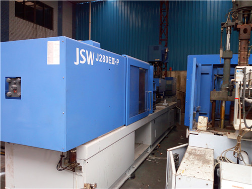 Second-hand injection molding machine, steel JSW280 - with nitrogen