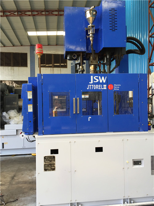 Second-hand injection molding machine, steel JSW - 70 (vertical all-electric)